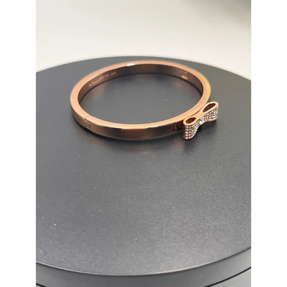 Kate Spade New York Ready Set Bow Bangle Hinged Bracelet‎ (Clear/ Rose Gold) - Picture 5 of 11